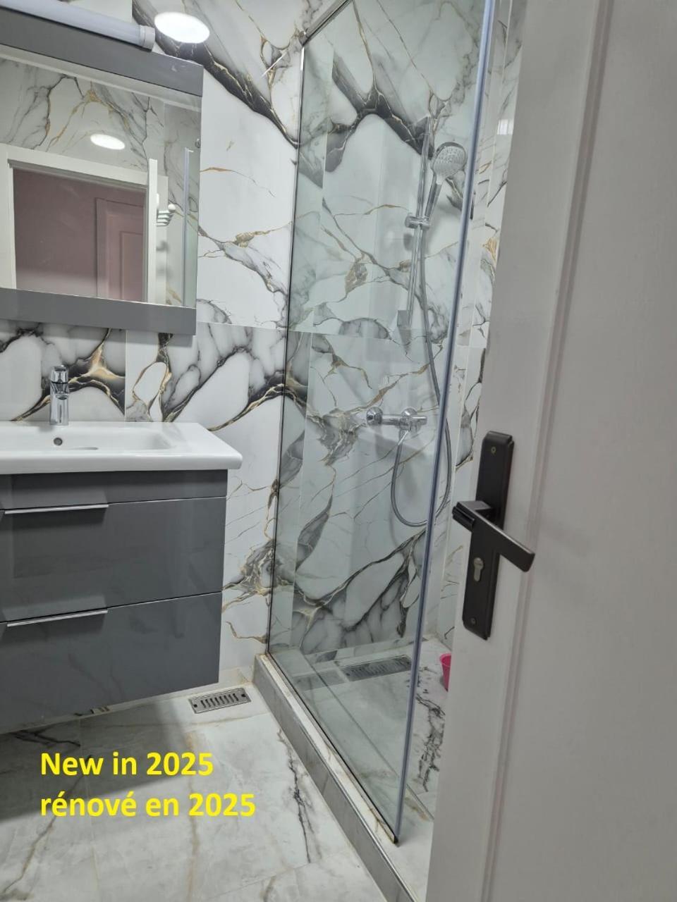 JibilaStylish Duplex - Ocean View - Airport - Wifi - Renovated 2025 - 24H Receptionアパートメント エクステリア 写真